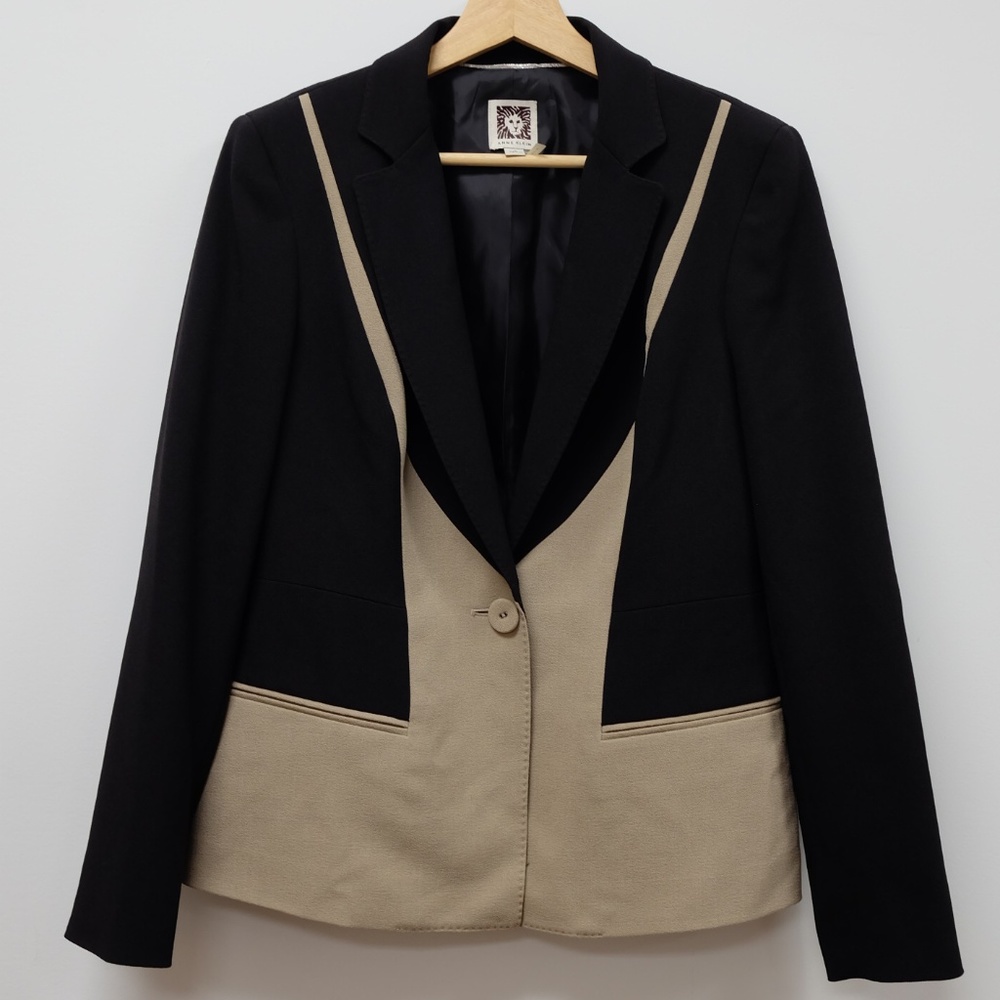 Women Suit Anne Klein Size 10